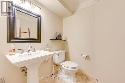 4220 Millcroft Park Drive, Burlington, ON - Indoor Photo Showing Bathroom