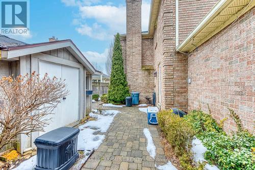4220 Millcroft Park Drive, Burlington, ON - Outdoor