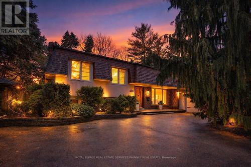 130 TAVISTOCK SQUARE  Oakville, ON L6K 2V2