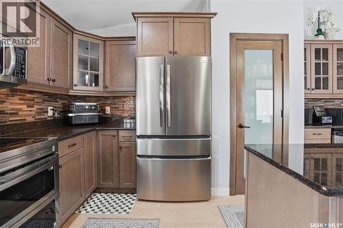 5053 Canuck Crescent, Regina, SK - Indoor Photo Showing Kitchen With Stainless Steel Kitchen
