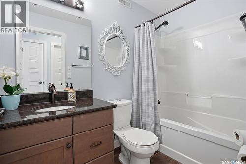 5053 Canuck Crescent, Regina, SK - Indoor Photo Showing Bathroom