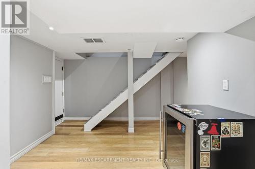 141 Markland Street, Hamilton, ON - Indoor Photo Showing Other Room