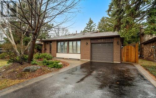 6128 WABUKAYNE COURT  Mississauga, ON L5N 2B2