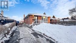 LOWER LVL - 219 BEECHGROVE DRIVE  Toronto, ON M1E 3Z7