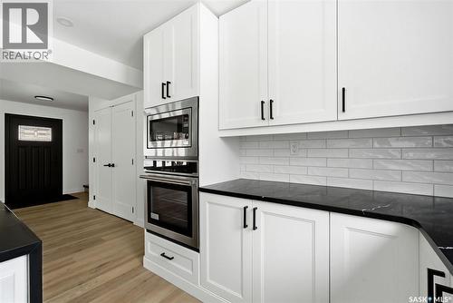 8 Thatcher Road, Regina, SK - Indoor Photo Showing Kitchen