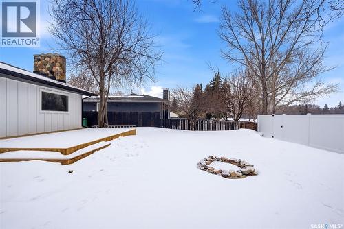 8 Thatcher Road, Regina, SK - Outdoor