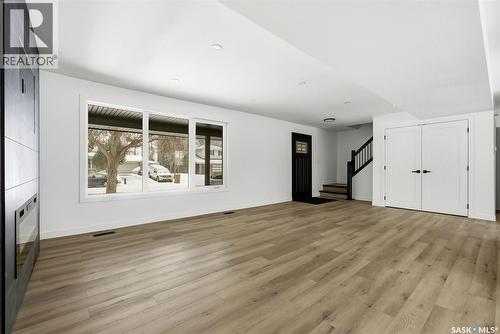 8 Thatcher Road, Regina, SK - Indoor