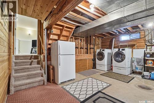 138 Quill Crescent, Saskatoon, SK - Indoor Photo Showing Laundry Room