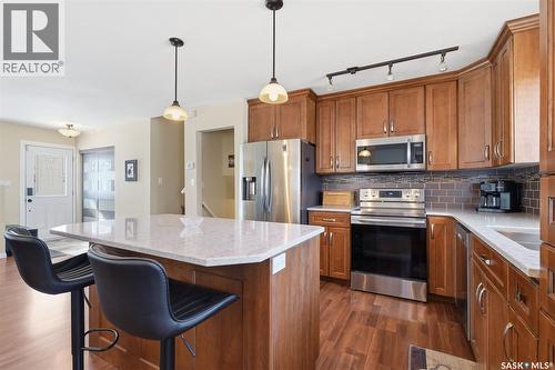 138 Quill Crescent, Saskatoon, SK - Indoor Photo Showing Kitchen