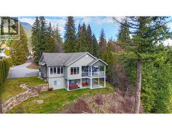 408 Balfour Heights Road Balfour, BC V0G 1C0