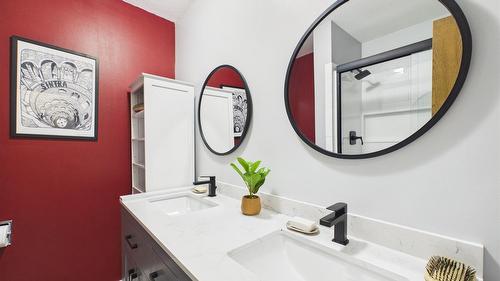 419 Lindsay Street, Kimberley, BC - Indoor Photo Showing Bathroom