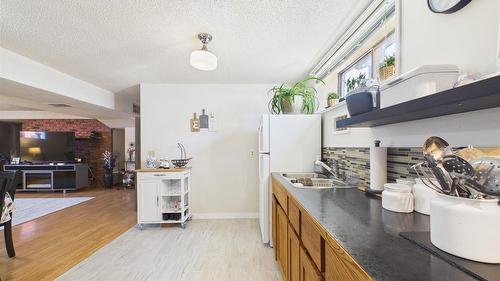 419 Lindsay Street, Kimberley, BC - Indoor Photo Showing Kitchen With Double Sink