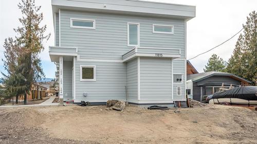 104-11815 Grant Avenue  Summerland, BC V0H 1Z8