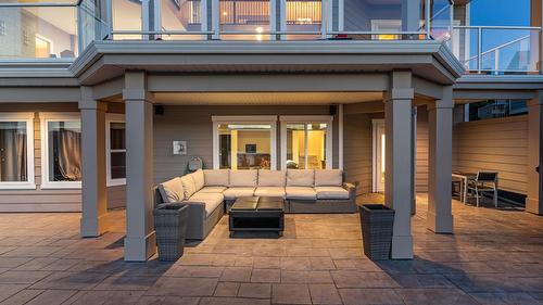 374 Quilchena Drive, Kelowna, BC - Outdoor With Deck Patio Veranda