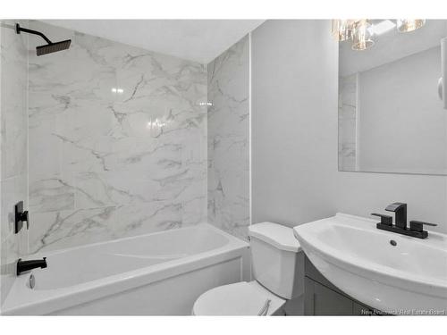 21 Cascade, Moncton, NB 