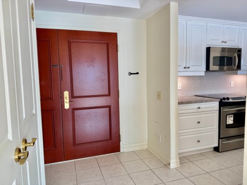 Hall d'entrée/Vestibule - 11A-1210 Boul. De Maisonneuve O., Montréal (Ville-Marie), QC - Indoor Photo Showing Kitchen