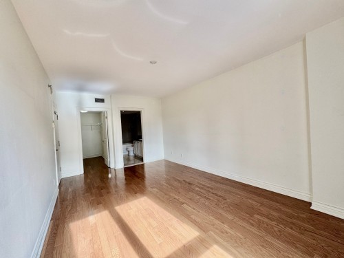 Chambre à coucher - 11A-1210 Boul. De Maisonneuve O., Montréal (Ville-Marie), QC - Indoor Photo Showing Other Room