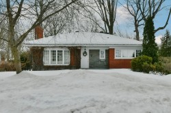 9 12e Rue  Montréal (Pierrefonds-Roxboro), QC H8Y 1L2