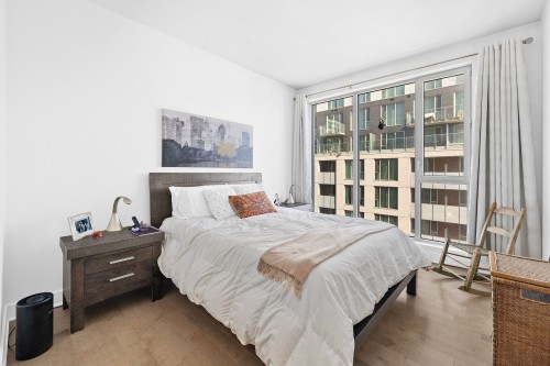 Chambre à coucher principale - 818-5265 Rue Mackenzie, Montréal (Côte-Des-Neiges/Notre-Dame-De-Grâce), QC - Indoor Photo Showing Bedroom