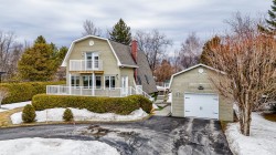 2260 Rue Galipeau  Magog, QC J1X 5V1