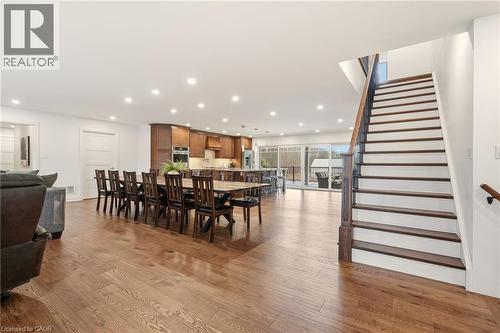 1354 1 Sideroad, Burlington, ON - Indoor Photo Showing Dining Room