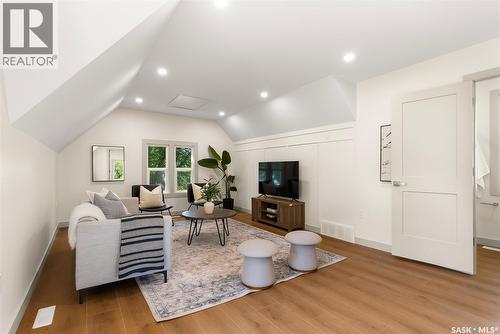 2257 Rae Street, Regina, SK - Indoor Photo Showing Living Room