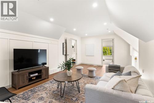 2257 Rae Street, Regina, SK - Indoor Photo Showing Living Room