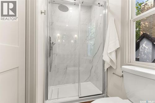 2257 Rae Street, Regina, SK - Indoor Photo Showing Bathroom