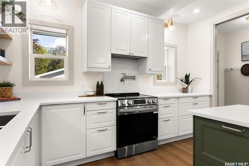 2257 Rae Street, Regina, SK - Indoor Photo Showing Kitchen With Upgraded Kitchen