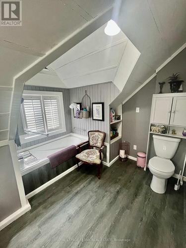461 Lower Faraday Road, Faraday, ON - Indoor