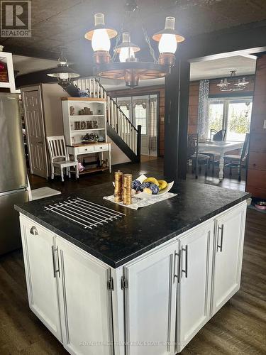 461 Lower Faraday Road, Faraday, ON - Indoor Photo Showing Kitchen