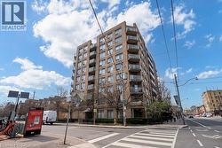 140 BATHURST Street Unit# 207  Toronto, ON M5V 3N8