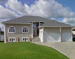 100 Edgewater Drive  Dryden, ON P8N 3K2