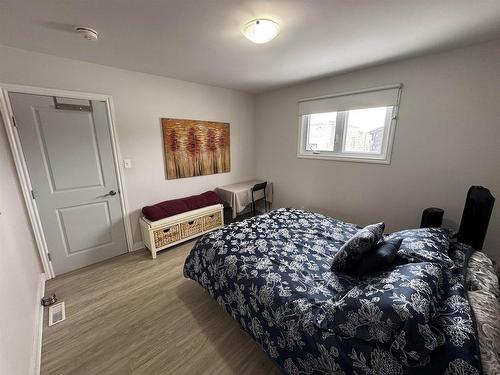 82 Machar Ave., Thunder Bay, ON - Indoor Photo Showing Bedroom