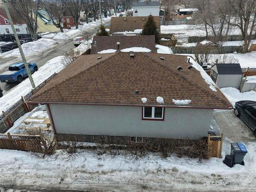 82 Machar Ave., Thunder Bay, ON - Outdoor