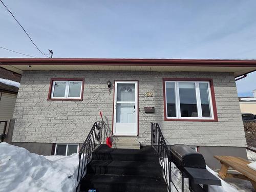 82 Machar Ave., Thunder Bay, ON - Outdoor With Exterior