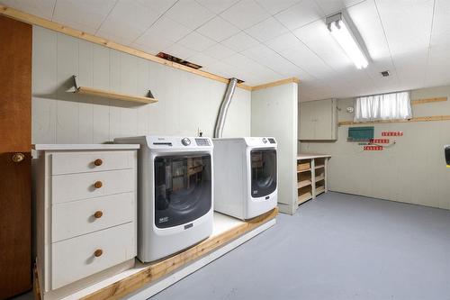 62 Rice Road, Winnipeg, MB - Indoor Photo Showing Laundry Room