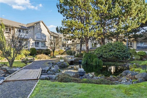 219-2245 James White Blvd  Sidney, BC V8L 1Z5