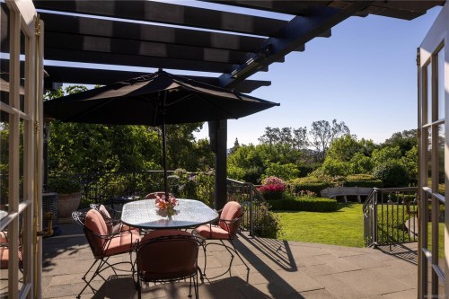 3475 Upper Terrace Rd, Oak Bay, BC 
