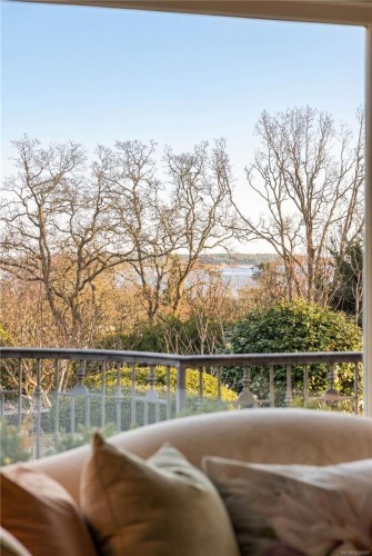 3475 Upper Terrace Rd, Oak Bay, BC 