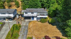 2348 French Rd NORTH Sooke, BC V9Z 0M5