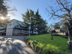 212-991 Cloverdale Ave  Saanich, BC V8X 2T5