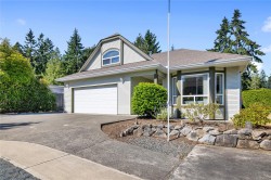 726 Drew Rd  Parksville, BC V9P 1X3