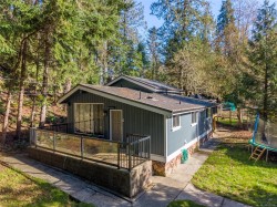 3735 Capstan Lane Pender Island, BC V0N 2M0