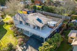 3817 Laurel Dr  Royston, BC V0R 2V0