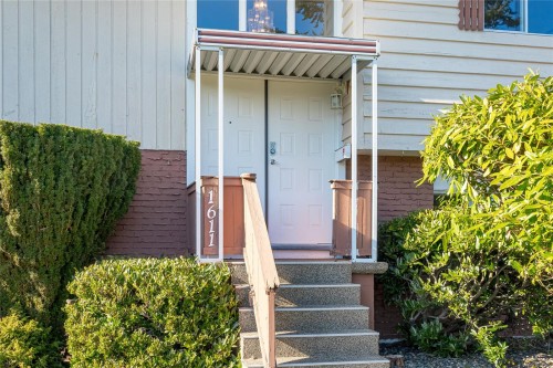 1611 Bowstring Close, Nanaimo, BC 