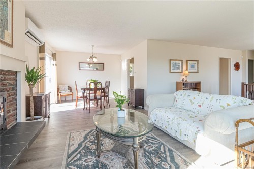 1611 Bowstring Close, Nanaimo, BC 