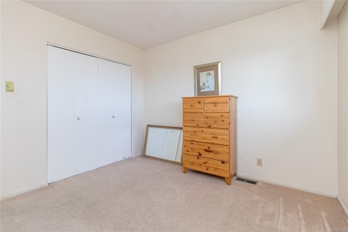 1611 Bowstring Close, Nanaimo, BC 