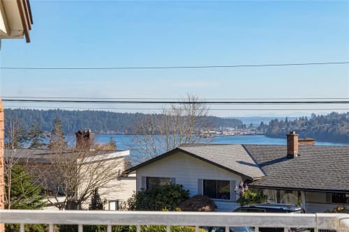 1611 Bowstring Close, Nanaimo, BC 