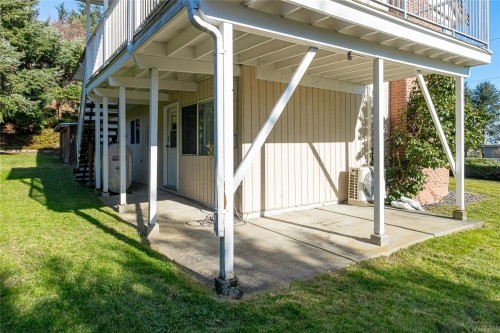 1611 Bowstring Close, Nanaimo, BC 